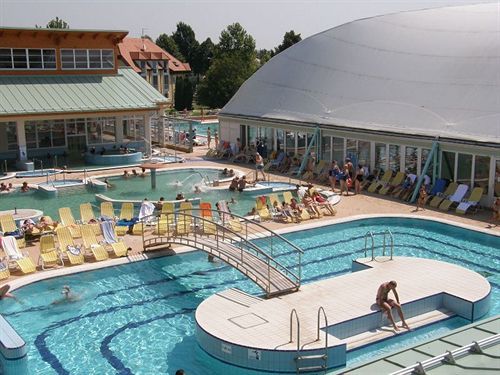 Thermal Hotel